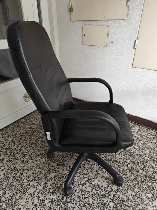 Scaun rotativ pentru birou