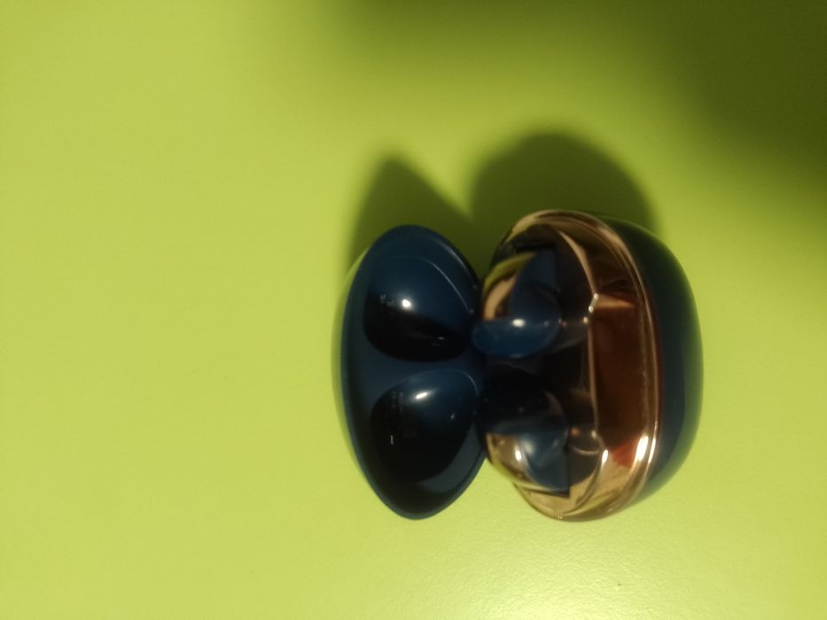 Când căști wireless q13