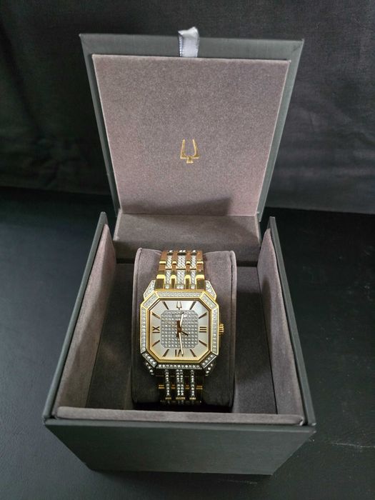 Мъжки часовник Bulova Octava Crystal Accents