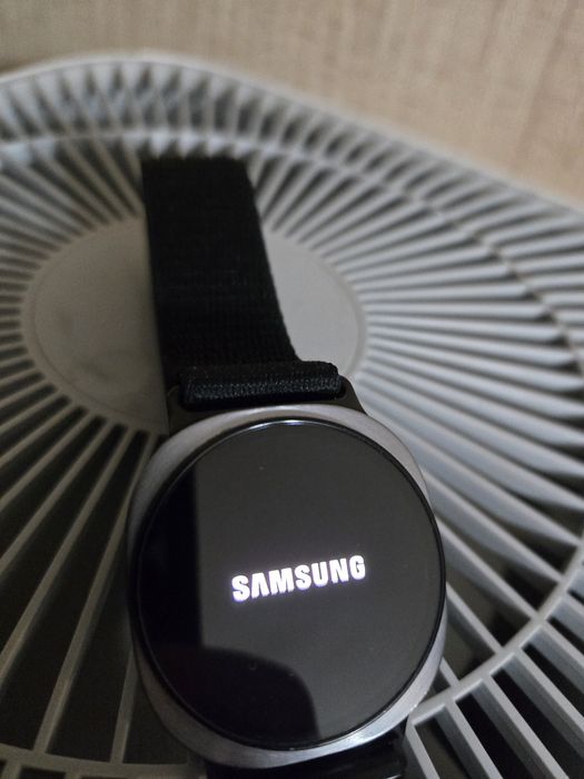 Продам часы samsung galaxy watch 8, 40 мм