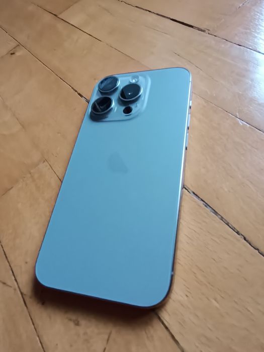 iPhone 15 pro 128gb Natural Titanium  Гаранция