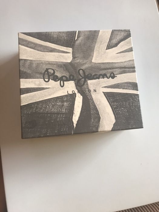 Нови обувки Pepe Jeans, размер 39