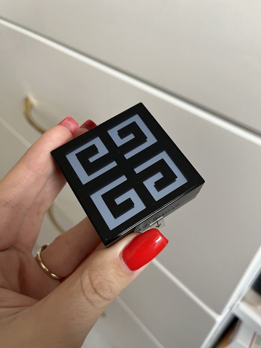 Палитра сенки Givenchy