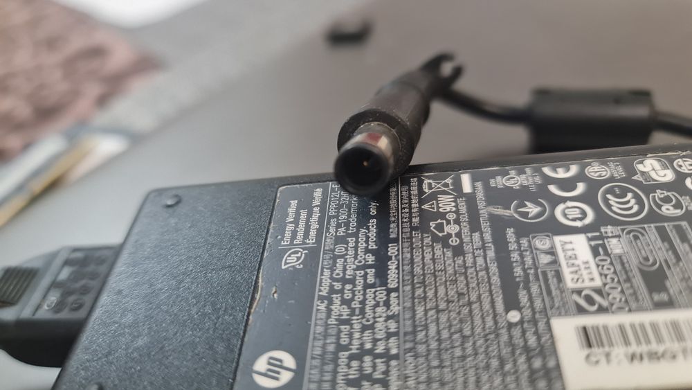 Încărcător HP original 90W (19V 4.74A) – PPP017L‑E