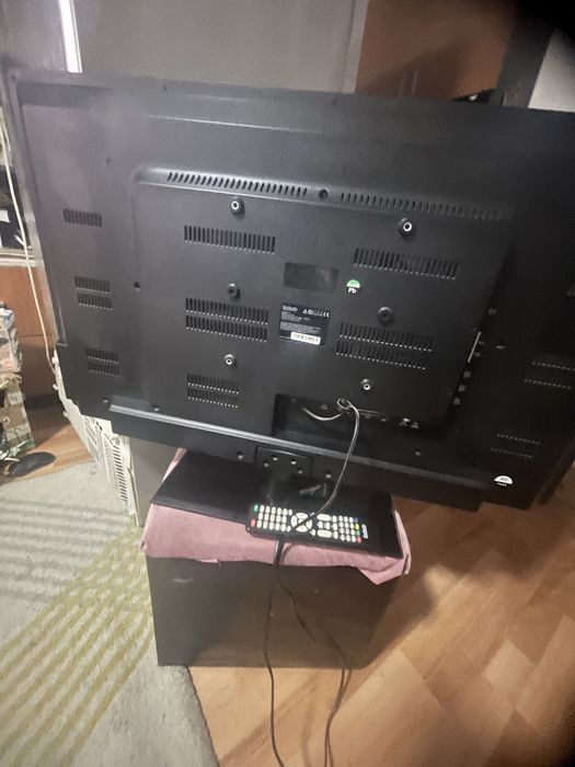 Televizor 100 cm led Full HD perfect functional model nou