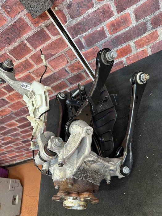 Fuzeta dreapta spate BMW SERIA 5 G30