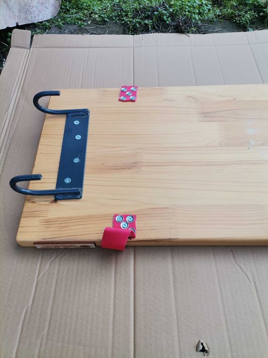 Пейка за коремни преси за шведска стена