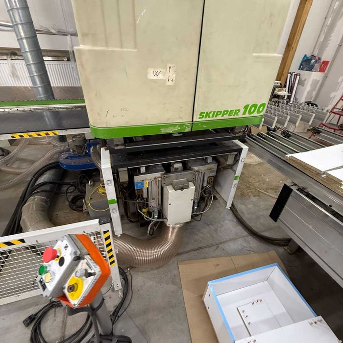 CNC Пробивен център Biesse Skipper 100