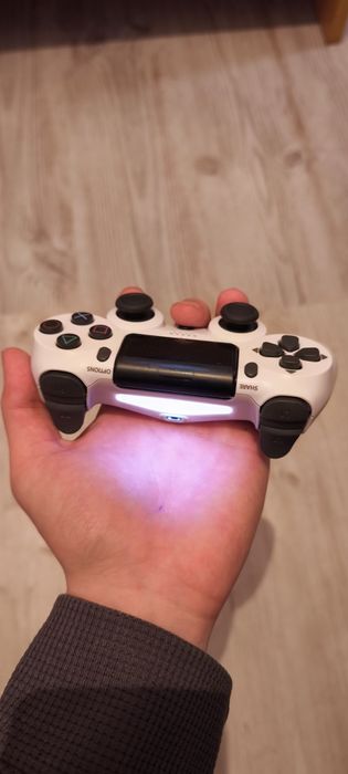 Джойстик для пс4