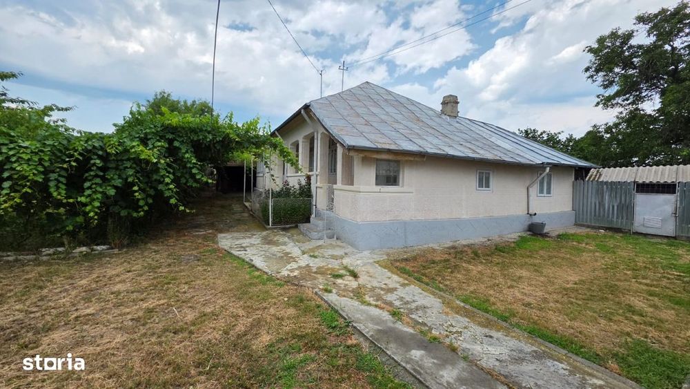 Casa Bontesti Com Carligele 160mp Teren 3750mp