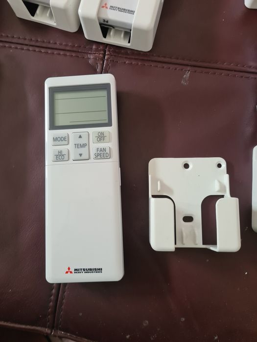 Telecomanda Mitsubishi Aer condiționat nouă cu suport