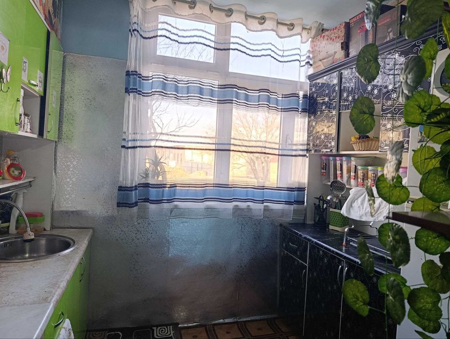 G'ijduvon sh. F.Eshpo'latov ko'chasi 3 xonali  kvartira sotiladi