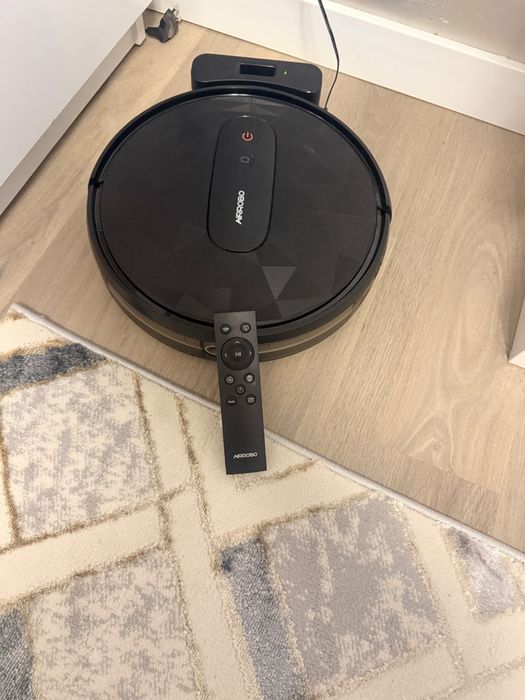 Aspirator robot AIRROBO P20 – Aproape NOU, 2800Pa, Wi-Fi + Telecomandă