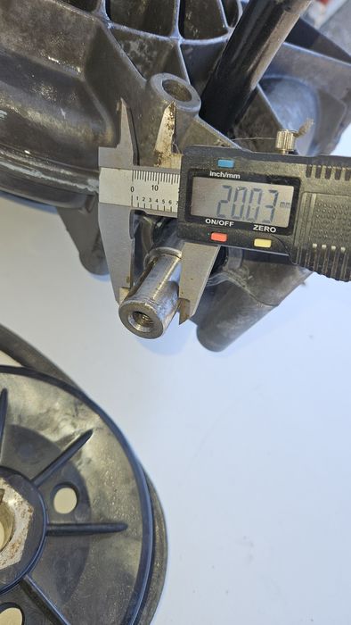 Reductor melcat unghiular 90°   Raport 1:100