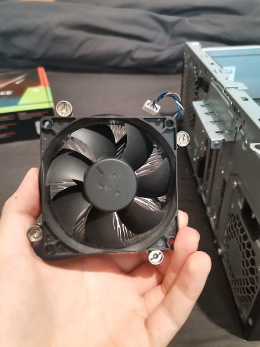 Компютър за игри или работа