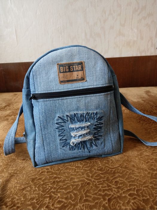 Раница от дънков плат