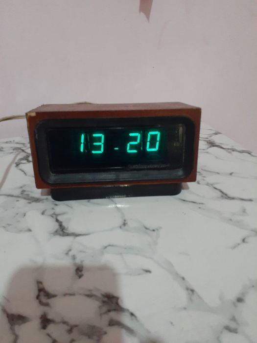 Электронные советские часы