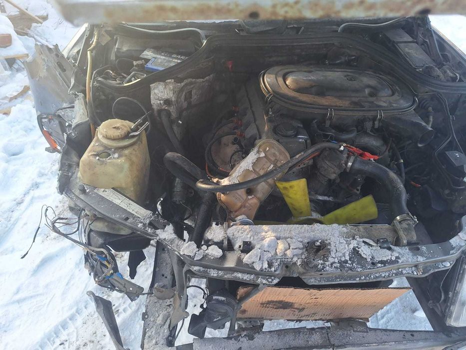 Продам мерседес на запчасти