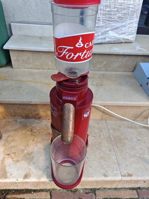 Aparat macinat cafea / rasnita  Dulprod