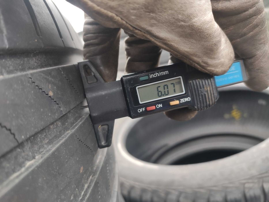 1бр Лятна гума 225 60 18 - Bridgestone - DOT 2022