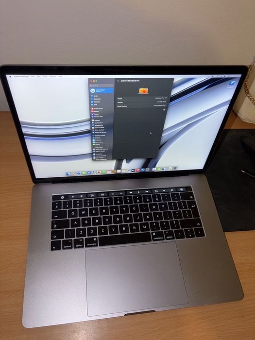 MacBook Pro 15” Retina Touch Bar | 16GB RAM | 512GB SSD | Radeon Pro