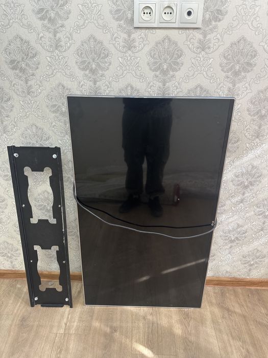 Продается Рабочий телевизор LG