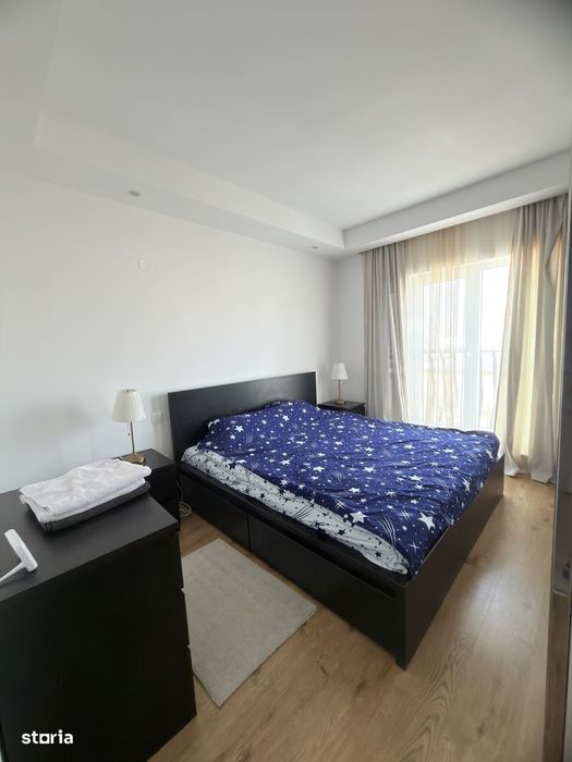 Ap. 2 camere,mobilat,bucatarie separata,balcon, parcare, în Cosmopolis