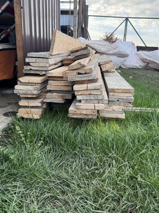 Vand scandura folosita la acoperis