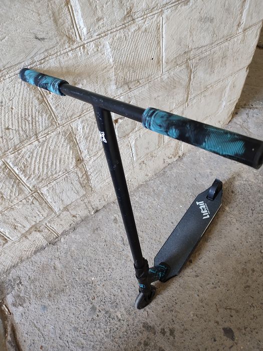 Продам трюковой самокат LIMIT LMT 01 V2 Pro — дешево!