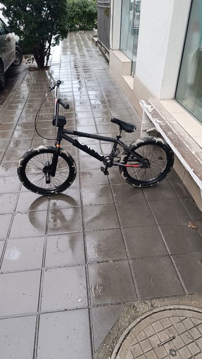Колело BMX Decatlon custom (заменени са оригиналните части с по добри)