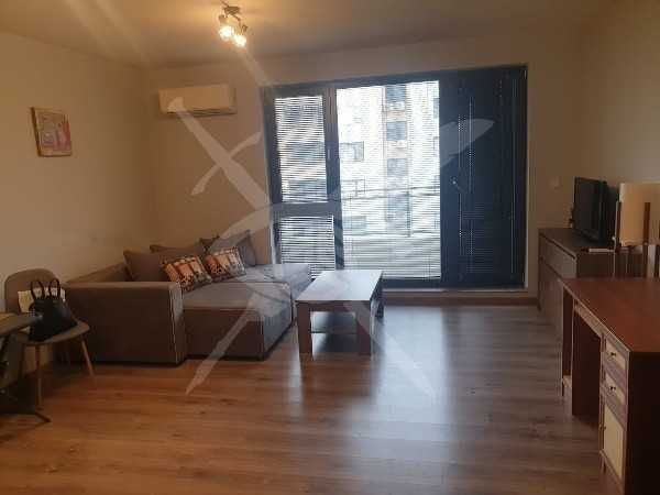 Дава се под наем едностаен апартамент в Христо Смирненски!