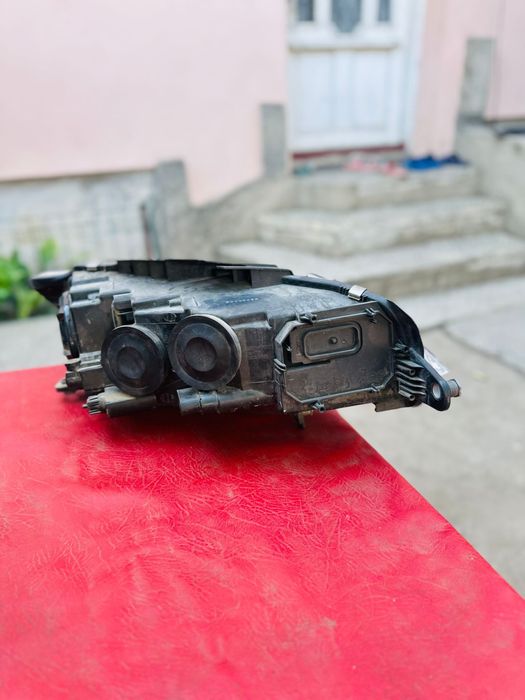 Vand far Stanga VW Passat Cc