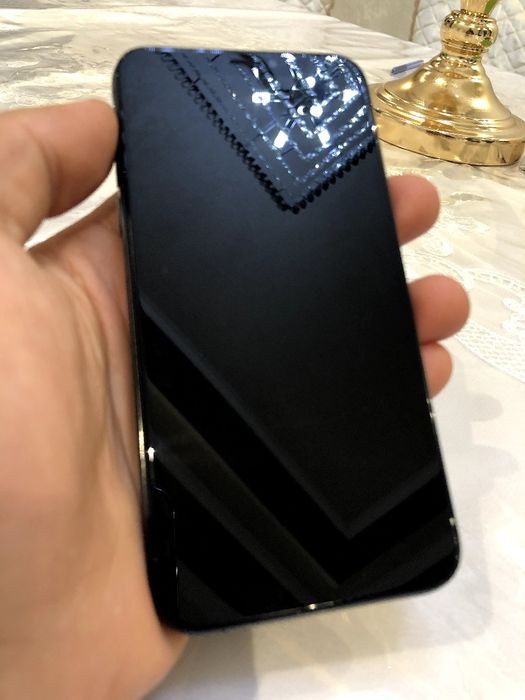 Iphone x ideal holatda.