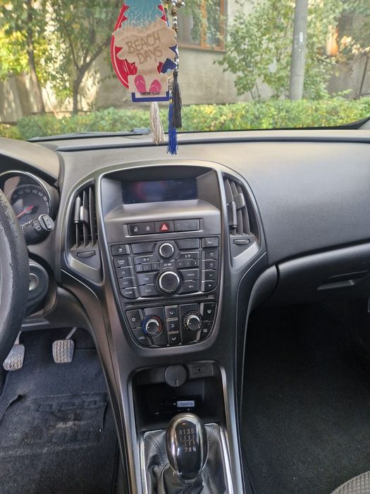 Opel astra J , 1.7 CDTI