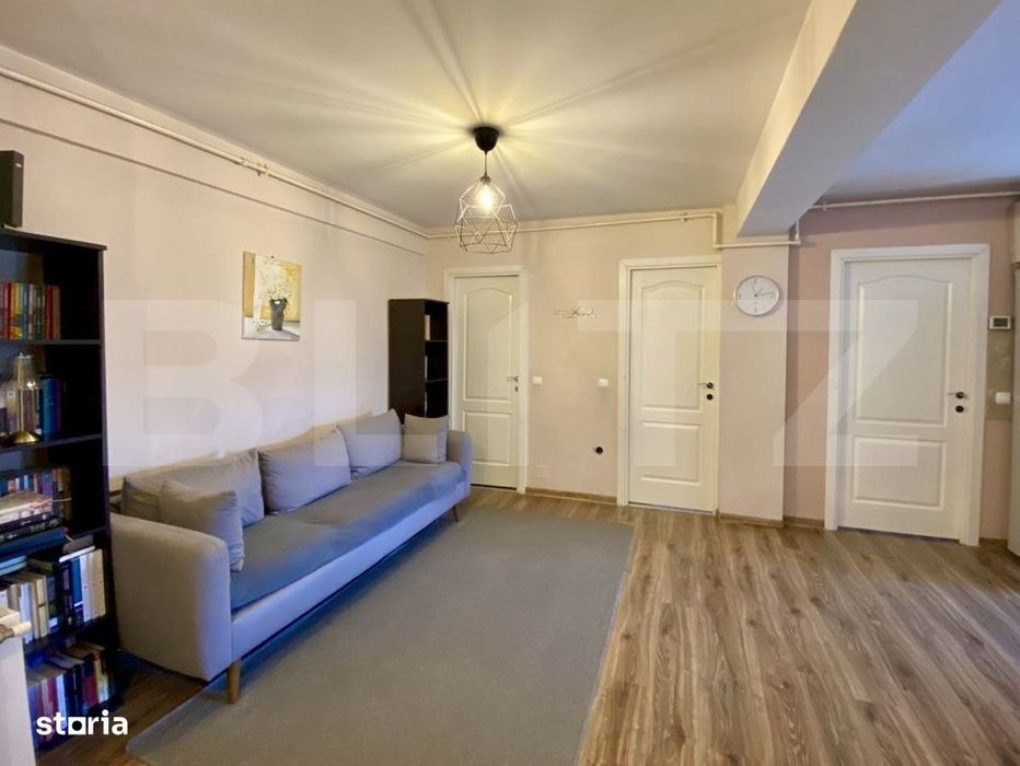 Apartament 3 camere 63,5 mp, balcon 8 mp, garaj, zona Muzeul Apei