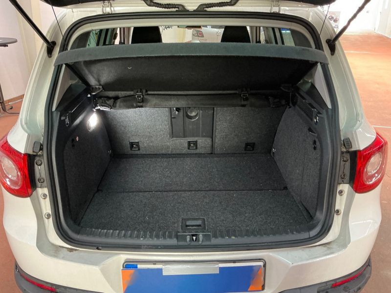 Volkswagen Tiguan 2.0 TDI Team BlueMotion Tech 2011