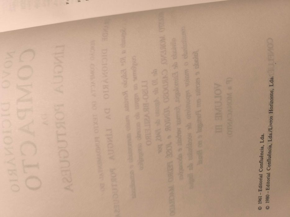 Тълковен речник на португалскиия език - като нов, том 3