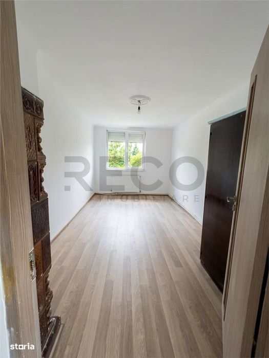 RECO Apartament 2 camere renovat complet, etaj 11, intrare separata, z