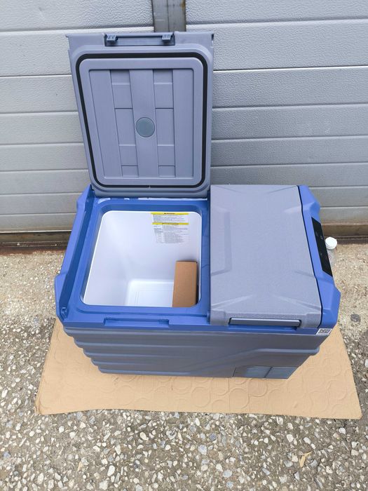 ДВУЗОНОВ !!! Компресорен Хладилник-фризер 12-24-220v 40л.