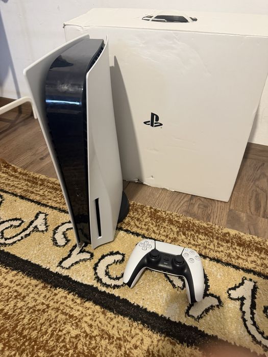 Playstation 5 slim disk 1 maneta  825gb  pret fix .