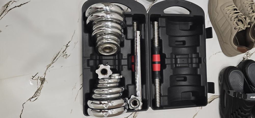 Продам гантели новые комплект