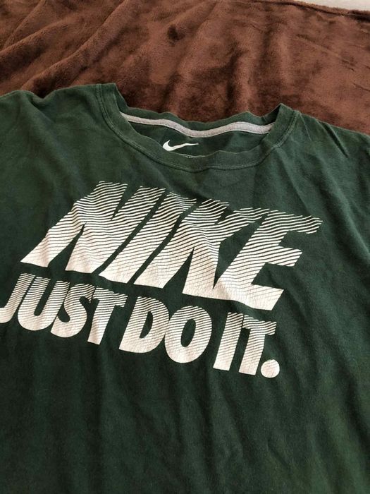 Tricouri nike  noi diverse marimi