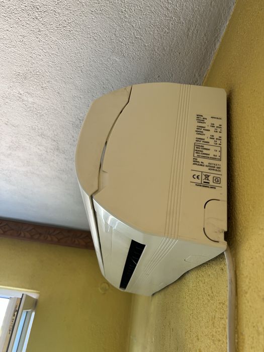 Климатик Fujitsu