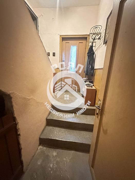 Продава се Етаж от къща в Пловдив, Кючук Париж - 230 кв.м за 1083 €/кв.м - Снимка #1