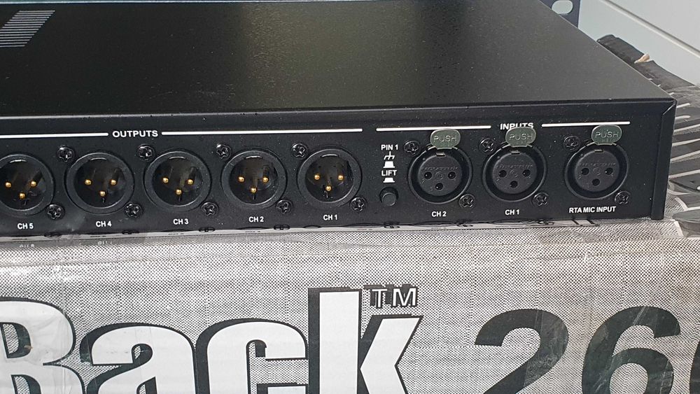 DBX Driverack 260 Made in USA, crossover чисто нов.