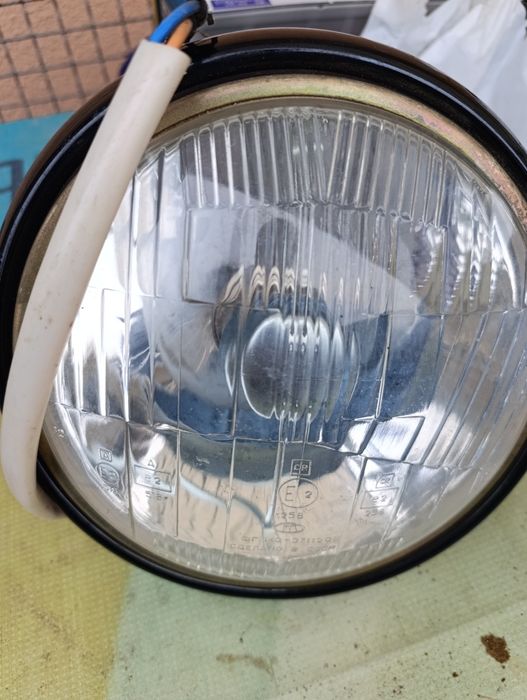 Фарове за Москвич нови