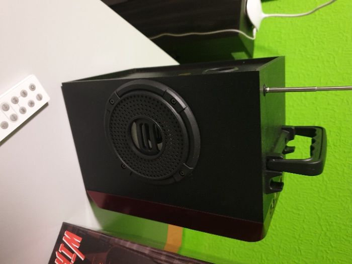 Колона за музика Тонколона за музика преносима LED 3D ефекти, дистанци