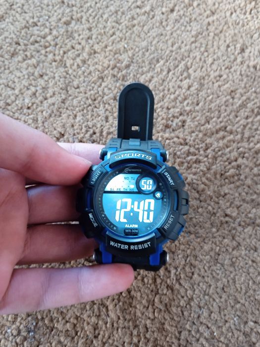 Часы влагозащитные