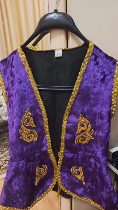 Продам национальный костюм