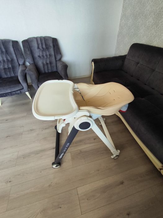 Детский стульчик для кормления